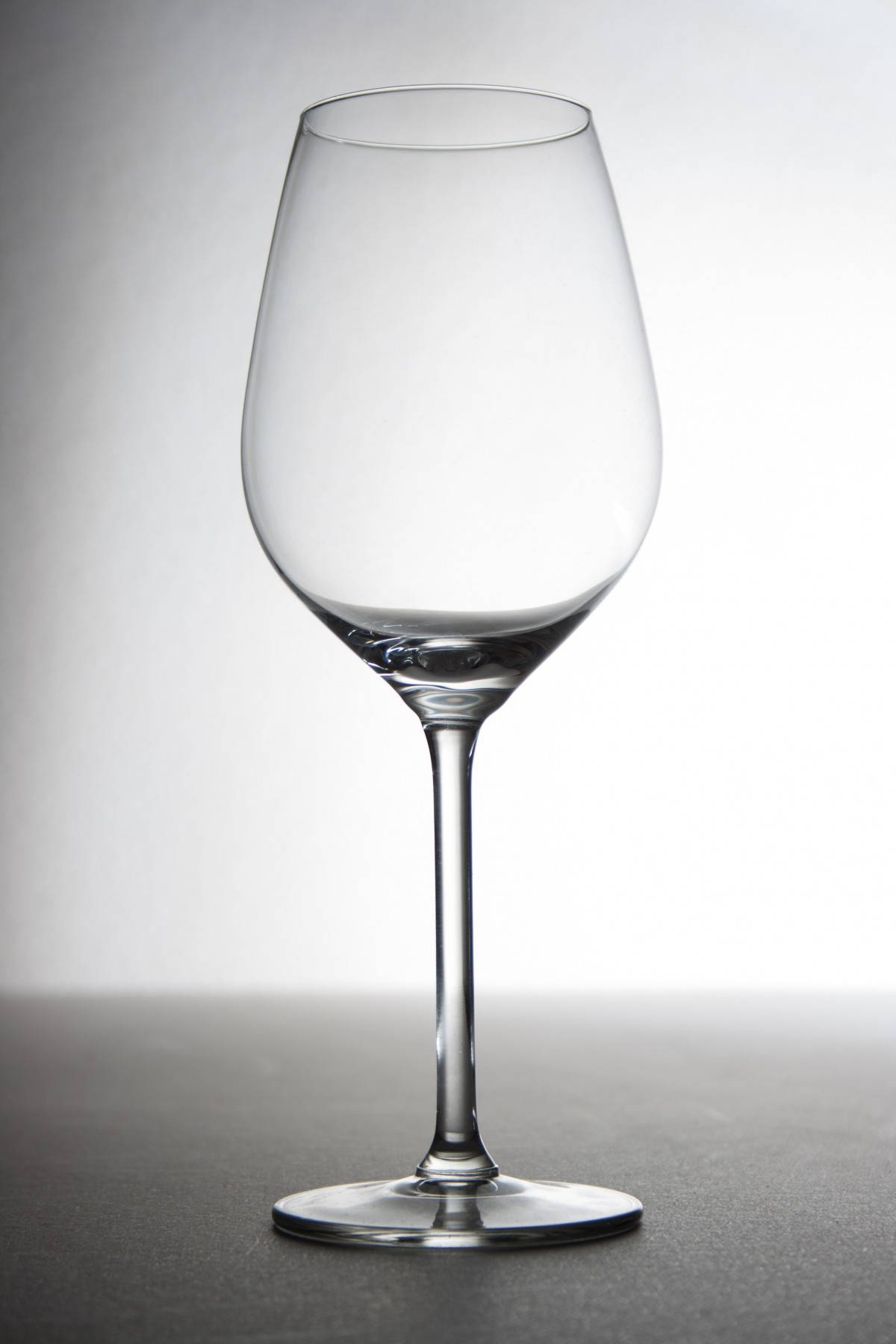 wine_wine_glass_glass_chic_drink_drinking_pande_empty-1002424.jpg